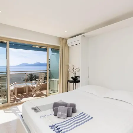 Appartement Sur La Croisette Neuf *