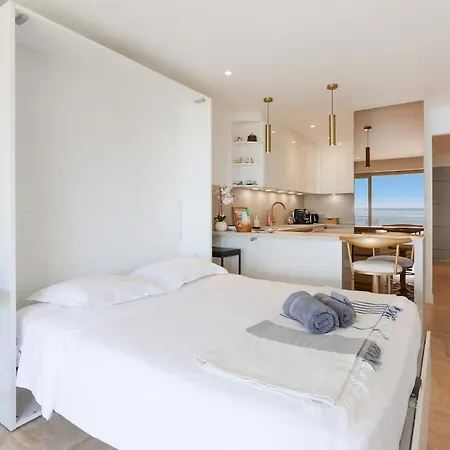 Sur La Croisette Neuf *