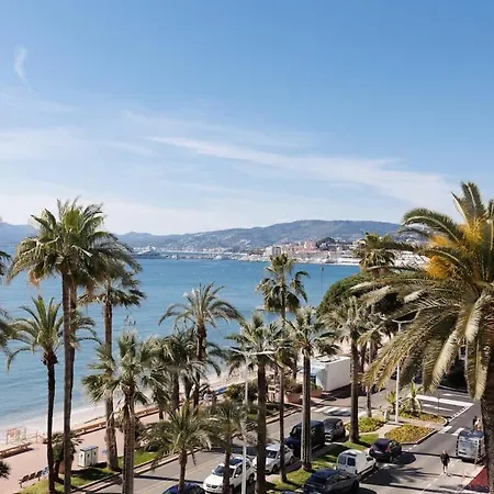 Sur La Croisette Neuf 아파트 *