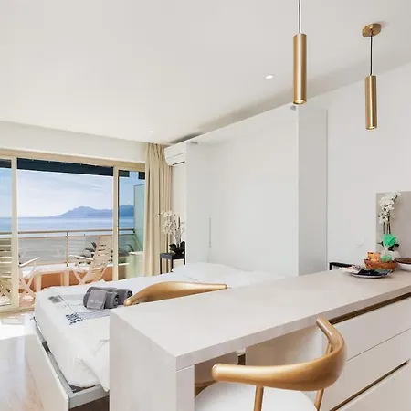 Sur La Croisette Neuf * 칸느